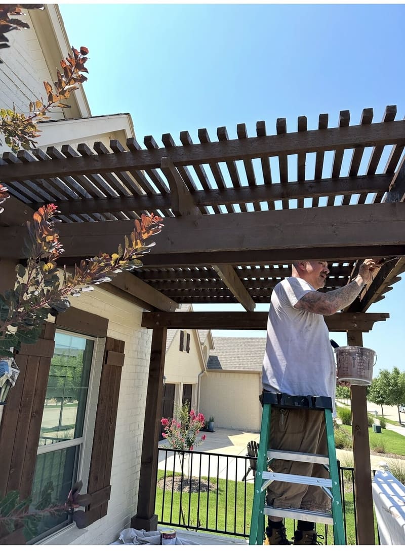 Cedar patio cover built by Red Moon Expert